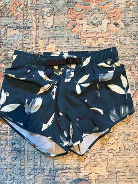 Nani Swim Laie Hybrid Explorer Shorts - Dark Teal Floral